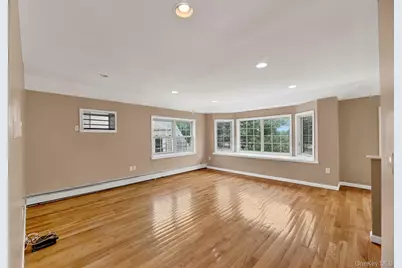 15714 Baisley Boulevard, Rochdale, NY 11434 - Photo 17
