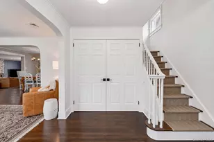 312 Riverside Dr, Riverhead, NY 11901 - Photo 5