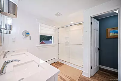 312 Riverside Drive, Riverhead, NY 11901 - Photo 23