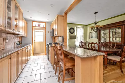 71-27 68th Street, Glendale, NY 11385 - Photo 3