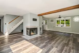 21 Hackberry Ln, Holbrook, NY 11741 - Photo 5