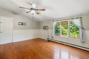 21 Hackberry Ln, Holbrook, NY 11741 - Photo 19