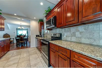 234 Grand Avenue, Lindenhurst, NY 11757 - Photo 9
