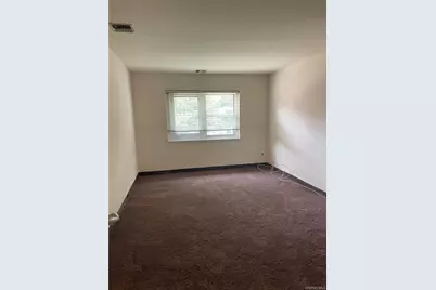23/2B June Court, Bay Shore, NY 11706 - Photo 1