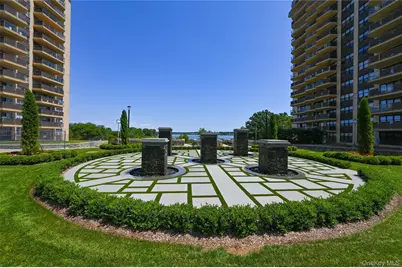 1805 215th Street #2G, Bayside, NY 11360 - Photo 27