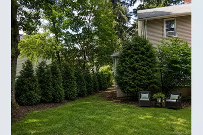 264 Ehrhardt Road, Pearl River, NY 10965 - Photo 19