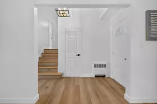 1822 Kent St, Westbury, NY 11590 - Photo 23