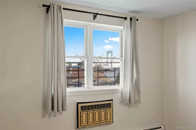 10 Pennyfield Avenue #5C, Bronx, NY 10465 - Photo 19
