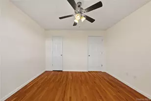 10 Pennyfield Ave, Bronx, NY 10465 - Photo 15