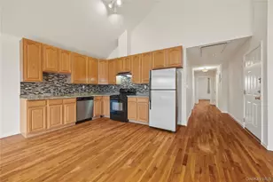 10 Pennyfield Ave, Bronx, NY 10465 - Photo 5