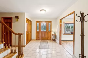 5 Linda Ct, Oyster Bay, NY 11771 - Photo 13