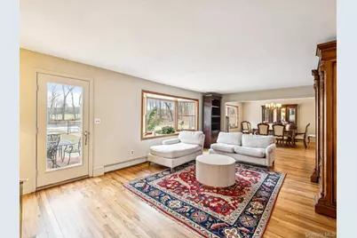 5 Linda Court, Oyster Bay, NY 11771 - Photo 5