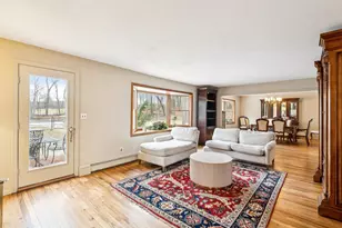 5 Linda Ct, Oyster Bay, NY 11771 - Photo 5