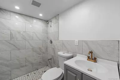 17915 134th Avenue, Jamaica, NY 11434 - Photo 11