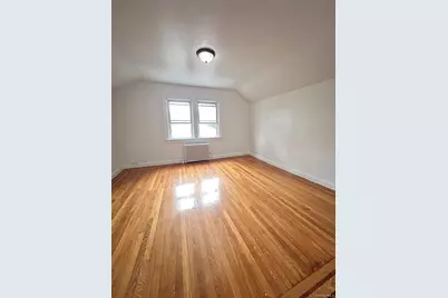 141 Sterling Avenue, Yonkers, NY 10704 - Photo 15