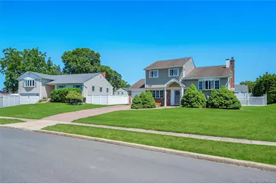 12 Sagebrush Lane, Kings Park, NY 11754 - Photo 5