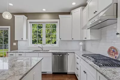 2 Chestnut Street, Hopewell Junction, NY 12533 - Photo 9