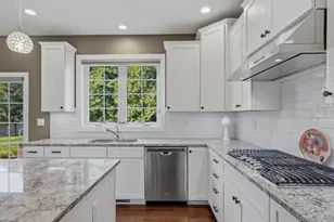 2 Chestnut Street, Hopewell Junction, NY 12533 - Photo 9