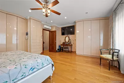 108-42 64th Road, Forest Hills, NY 11375 - Photo 21