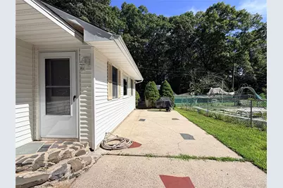 40 Hampton Street, Westhampton Beach, NY 11978 - Photo 3