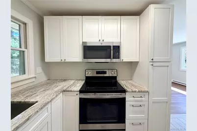 40 Hampton Street, Westhampton Beach, NY 11978 - Photo 7