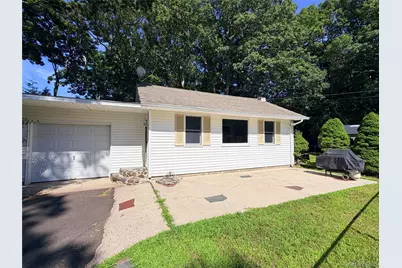 40 Hampton Street, Westhampton Beach, NY 11978 - Photo 1