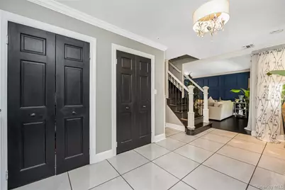 6 Marlon Lane, Hauppauge, NY 11788 - Photo 17