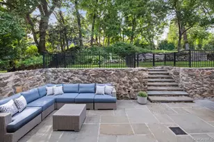 8 Lyons Pl, Larchmont, NY 10538 - Photo 5