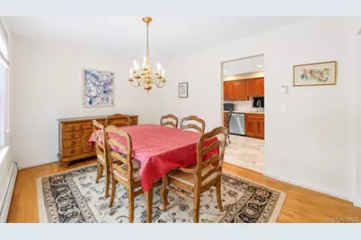 35 Sanford Street, Huntington Station, NY 11746 - Photo 25
