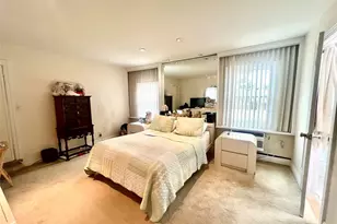 912 Whitehall Dr, Woodmere, NY 11581 - Photo 9