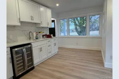 45 Old Field Road #D, Setauket, NY 11733 - Photo 5