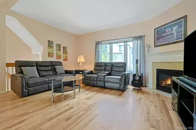 1 Ledger View Court, Highland Mills, NY 10930 - Photo 5