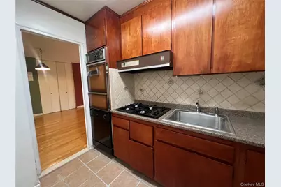 52-30 39th Drive #5C, Woodside, NY 11377 - Photo 5