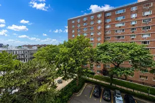 52-30 39th Dr, Woodside, NY 11377 - Photo 9