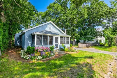 426 Riverleigh Avenue, Riverside, NY 11901 - Photo 5