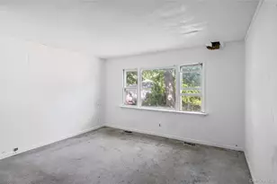 426 Riverleigh Ave, Riverside, NY 11901 - Photo 23
