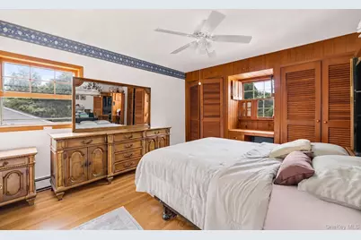 39 William Street, Smithtown, NY 11787 - Photo 25