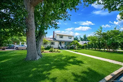 39 William Street, Smithtown, NY 11787 - Photo 3