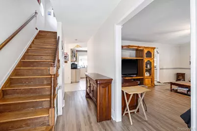 39 William Street, Smithtown, NY 11787 - Photo 5