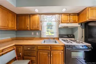2512 Maclay Ave, Bronx, NY 10461 - Photo 17