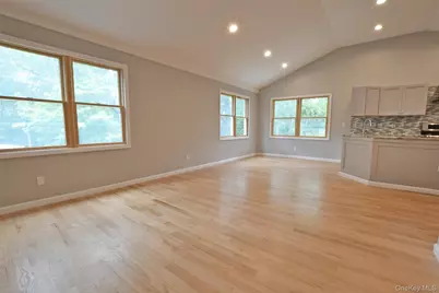 6 Southold Road, Sound Beach, NY 11789 - Photo 13