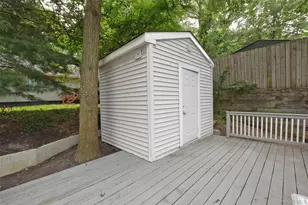 6 Southold Rd, Sound Beach, NY 11789 - Photo 25