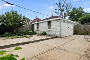 937 E 39th St, Brooklyn, NY 11210 - Photo 29