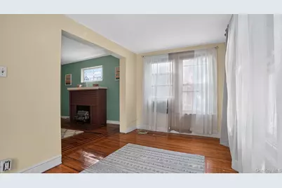 937 E 39th Street, Brooklyn, NY 11210 - Photo 15