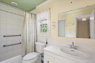 21 Vause St, Northport, NY 11768 - Photo 15