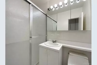 27010 Grand Central Parkway #7C, Floral Park, NY 11005 - Photo 13