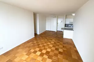 270-10 Grand Central Pkwy, Floral Park, NY 11005 - Photo 3