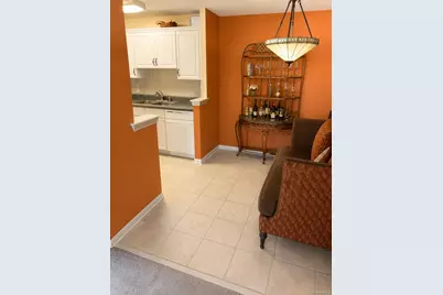 200 High Point Drive #8, Hartsdale, NY 10530 - Photo 3