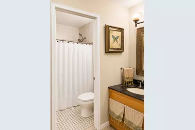 200 High Point Drive #8, Hartsdale, NY 10530 - Photo 9