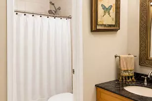 200 High Point Dr, Hartsdale, NY 10530 - Photo 9